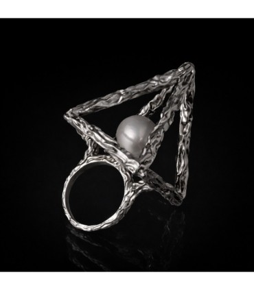 Anulus Pyramidis et Perlae