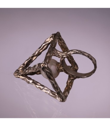 Anulus Pyramidis et Perlae