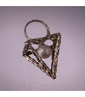 Anulus Pyramidis et Perlae