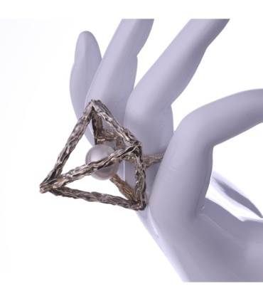 Anulus Pyramidis et Perlae